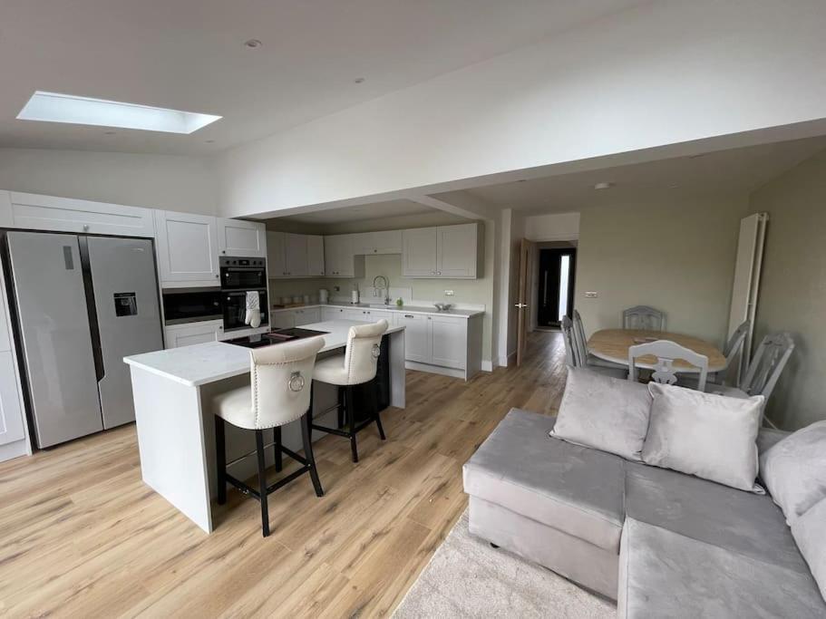 Dunstall Newly Renovated 3 Bed Property - Countryside Views מראה חיצוני תמונה