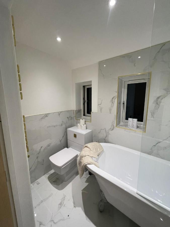 Dunstall Newly Renovated 3 Bed Property - Countryside Views מראה חיצוני תמונה